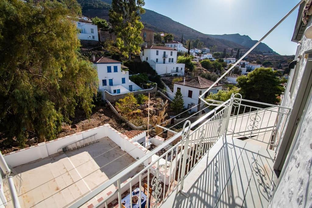 Iolis Loft Hydra Apartamento Exterior foto