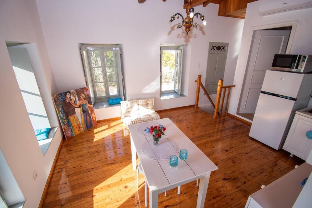 Iolis Loft Hydra Apartamento Exterior foto